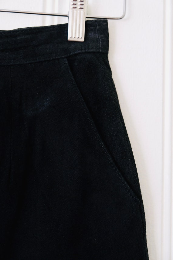 80s Diversity Black Suede High Waisted 3/4 Pencil… - image 4