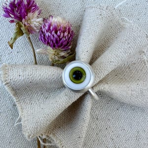 Glazen oogring - maat 7,5 - sterlingzilver - cabochon met groen glazen oog - uniek - uniek - handgemaakt - ambachtelijk gemaakt - edgy sieraden