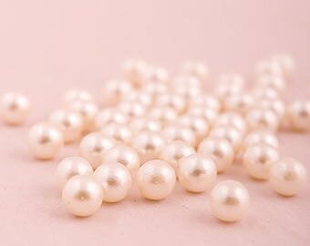 BULK PEARLS 450 pieces, white or ivory