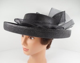 Black Straw Wide Brim Brimmed Picture Hat Curved Brim Edge Black Structured Tulle Accent Large Tulle Bow Kentucky Derby Formal Church Hat