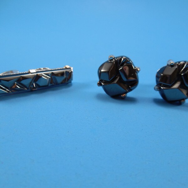 Vintage Silver Carved Hematite Cuff Links and Tie Bar Clip by Sarah Coventry