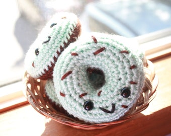 Llavero amigurumi de dona