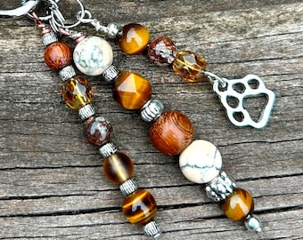 Paw Print Bag Charm | Beaded Keychain | Pet Lover Gift | Purse Charm for Dog Mom | Cute Animal Lover Accessory | Handmade Keychain
