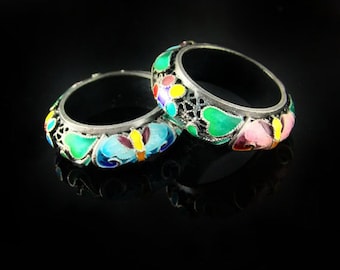 Pair of rings, Korean Chilbo(cloisonné) finished.