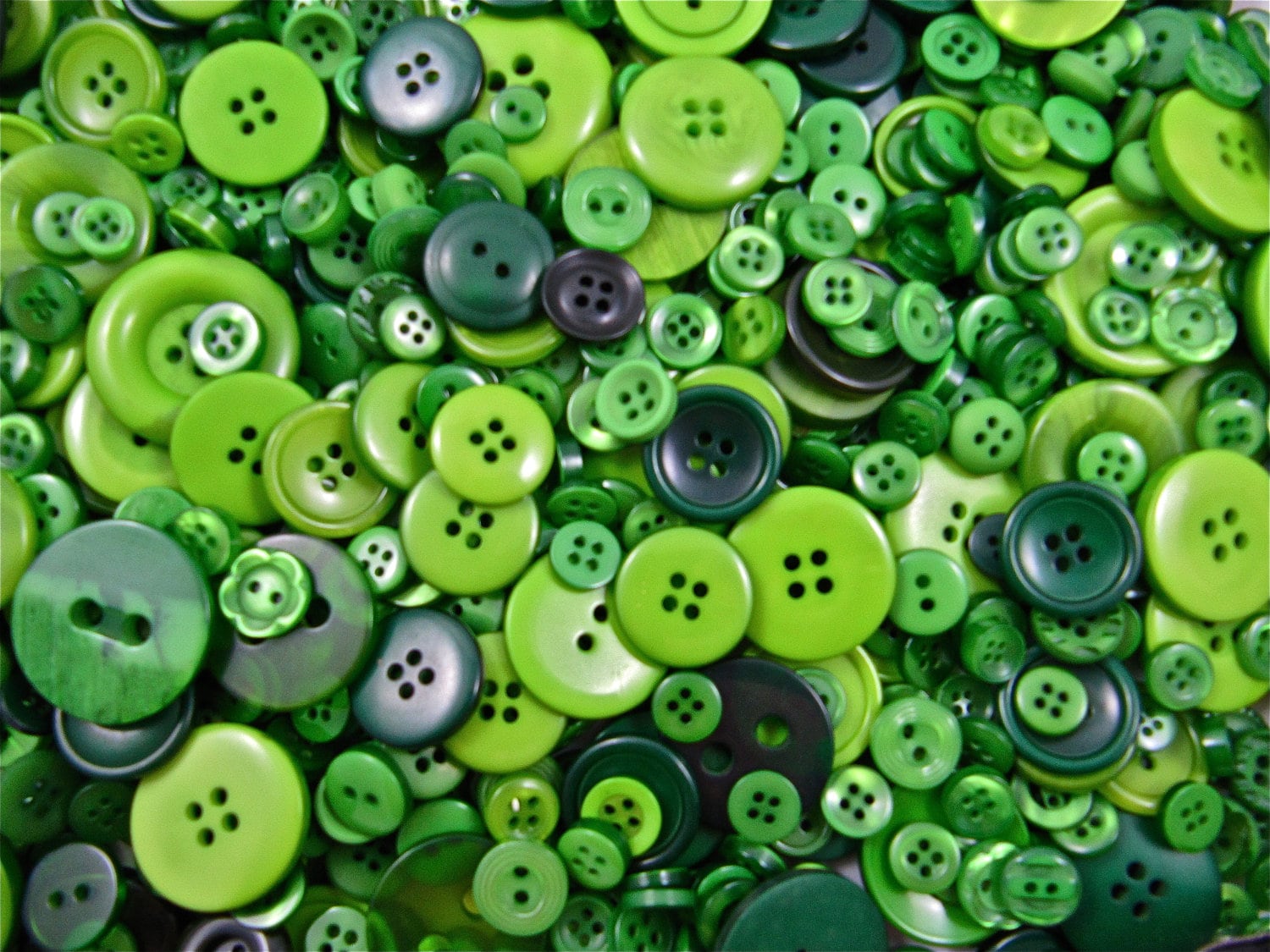100g Green Buttons Many Shapes Sizes Colours Styles and Etsy