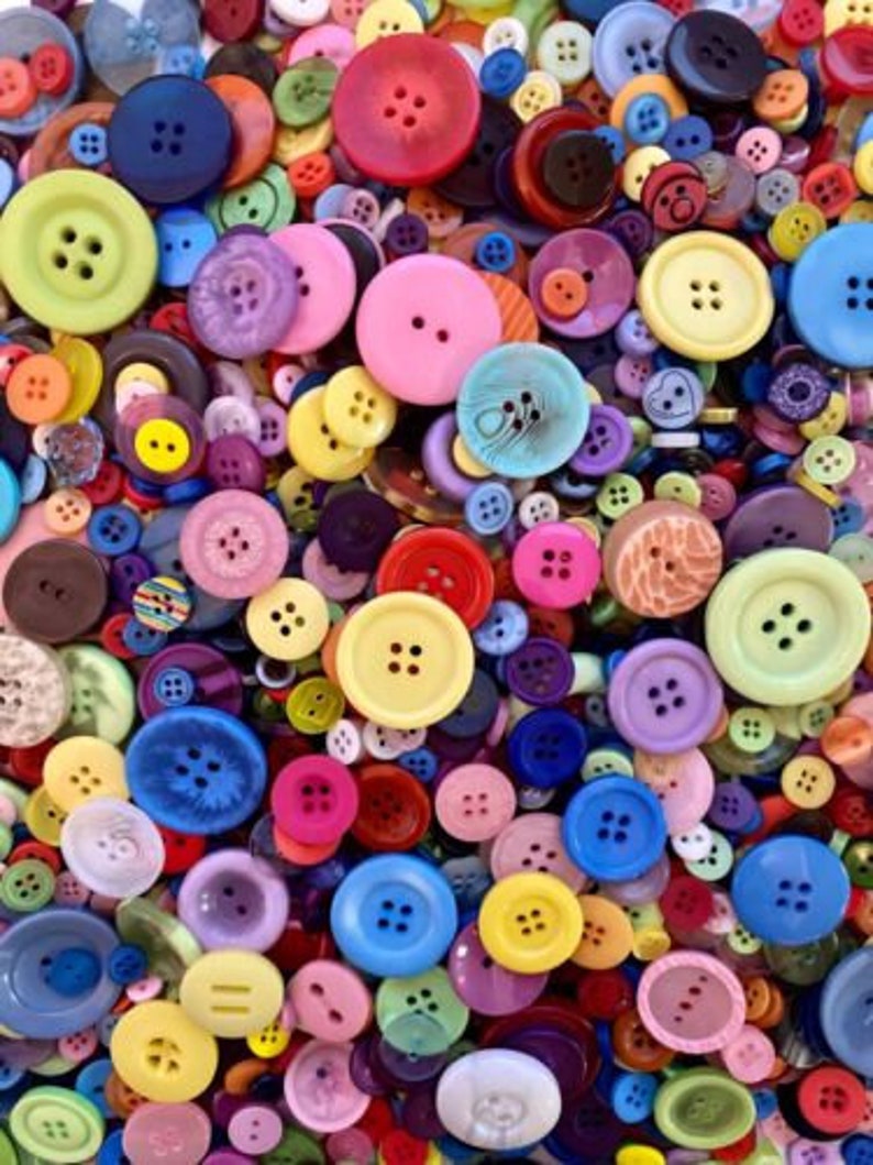 Mixed Buttons, Many Shapes, Sizes, Colours, Styles and Designs in Every Pack, 50g, 100g, 300g, 500g, 1kg Mixed