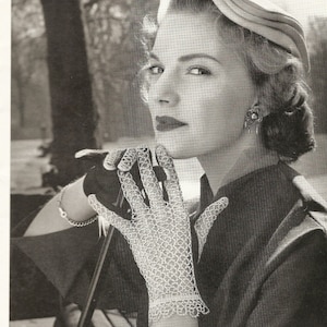 Vintage Tatting Pattern, Lady&#39;s Gloves with Tatted Backs, 1950s,  PDF Instant Download