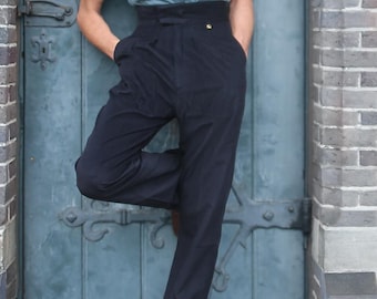 Pantalones de cintura alta para hombre, estilo años 40: pana azul marino con pliegues