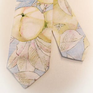 Silk four in hand single fold tie with apples image 3