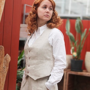 Vintage Style Linen Waistcoat for Women - 1920s Dandy Look Vest, Retro Fashion for 30s 40s Ladies