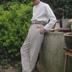 Vintage style high waist trousers light gray linen, 1930s 1940s pants with pleated front