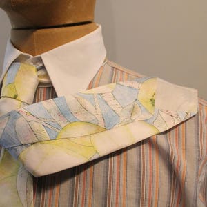 Silk four in hand single fold tie with apples image 6