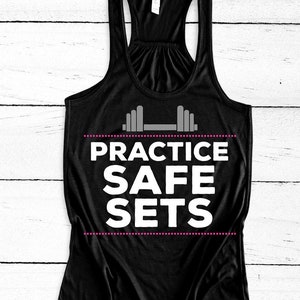 Funny Workout Shirt Womens Weightlifting Tank Top Practice Safe Sets Gym Humor Funny Gym Shirts Lifting Tanks Girls Who Lift Fitness Top