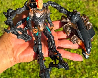 Vintage Kenner Aliens Space Marine ATAX vs. Xenomorph Action Figure (1993)
