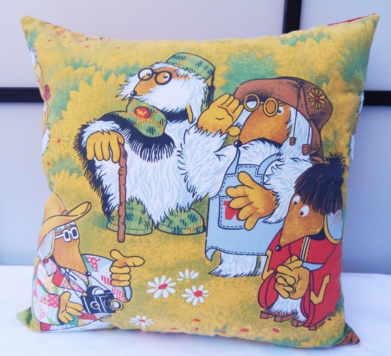 The Wombles Vintage Fabric Cushion My wombles pillow case, I used to leave
