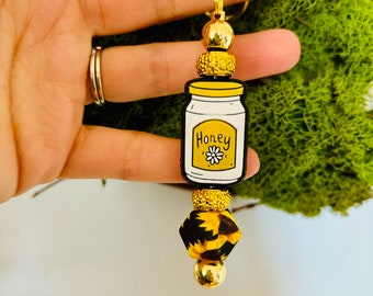 Honey Pot, sunflower beaded keychain, silicone beads soft to the touch. Gold, vibrant plant lover, bee gift.