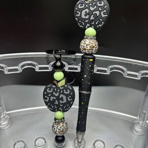 Educator, Teacher gift set. Leopard apple silicone beaded pen and keychain on metal bar. Double sealed for durability. Black Set