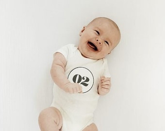 printable baby milestone monthly stickers