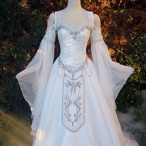 Hyrule Gown - Etsy