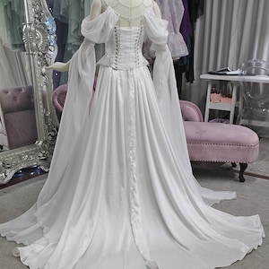 The Avalon Gown One-of-a-kind image 6