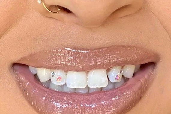DIY Tooth Gem Glue Teeth Stone Cure Adhesive Bonding Agent Glue UV Curing  Light -  Israel