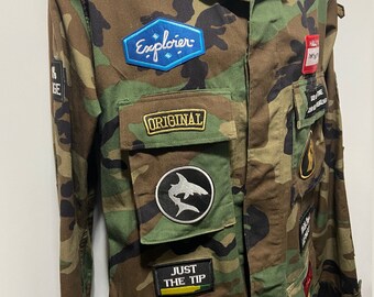 Army fatigue jacket with deals patches