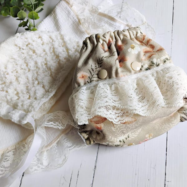 Fralda de pano Cottage Floral para recém-nascido, ajustada AI2 PUL oculta, bumbum com babados de renda