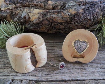 Rustic Ring Box with Concho. Engagement Ring Box. Heart Ring Box. Ring Box for Valentine's Day. Wooden Ring Box. Western Ring Box.