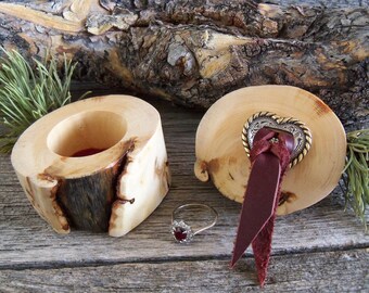 Wooden Ring Box with Concho and Saddle leather. Rustic Engagement Ring Box. Proposal Ring Box. Ring Box for Valentine's Day. Heart Ring Box.