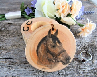 Engagement Ring Box with Horse Head Artwork. Horse Lover Gift. Wooden Ring Box. Horse Art. Horse Gift For Women. Horse Box. Horse Gift