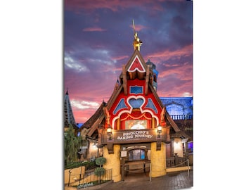 Arte de pared acrílico y metal con impresión en lienzo de Disneyland Fantasyland de El viaje atrevido de Pinocho