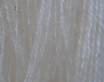 ROMNEY handspun unique British rare breed, white lustre yarn