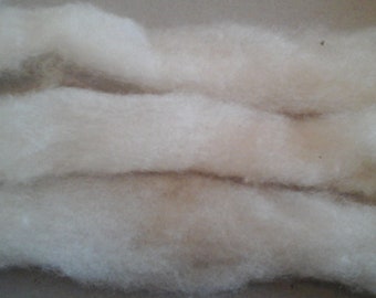 BOWMONT  merino ROVINGS white unique rare breed rovings