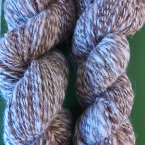 BOWMONT MERINO/Alpaca HANDSPUN fawn marl yarn, supersoft British rare breed