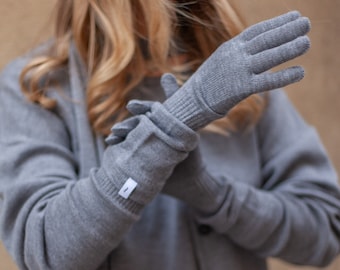 Women's Long Warm Merino Wool Knitted Gloves