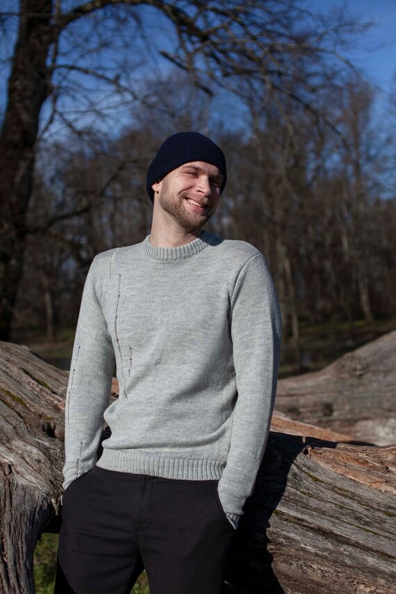 ripped jumper mens