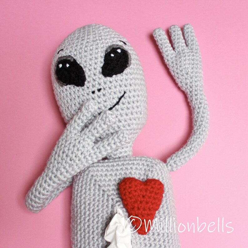 Alien Autopsy Tissue Holder PDF CROCHET PATTERN Box Cover Cozy ...
