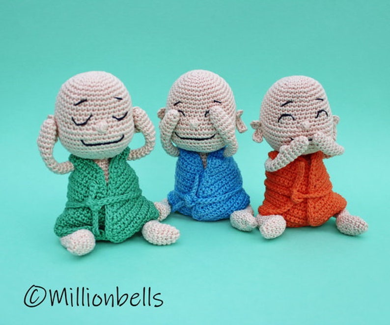 Mini bambola Amigurumi Buddha PDF Modello uncinetto Giocattolo Vedi bambole Hear Speak No Evil immagine 3