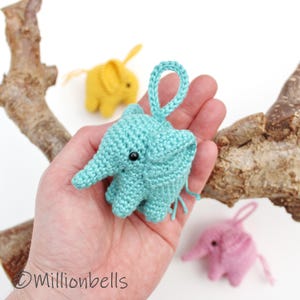 Schlüsselanhänger Elefant PDF Häkelanleitung Amigurumi Tier Tasche Geldbörse Charm Ornament Weihnachten