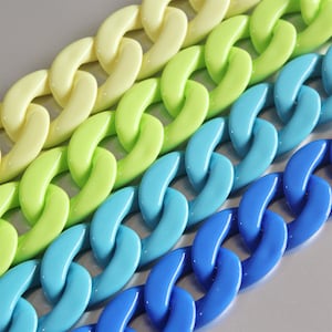 20pcs Chunky Acrylic Curb Chain Links, Plastic Curb Chain Links, Open Link per Size 39mmx29mm