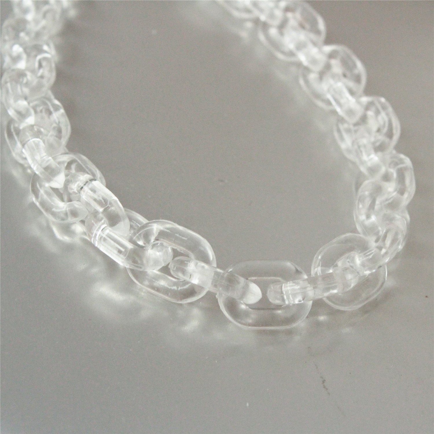 40pcs Matte Clear White Oval Acrylic Chunky Chain Links