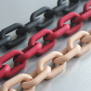 20pcs Matte Oval Acrylic Chain Links, Top Quality Plastic Chain Links, Open Link per Size 32mmx20mm, SV069