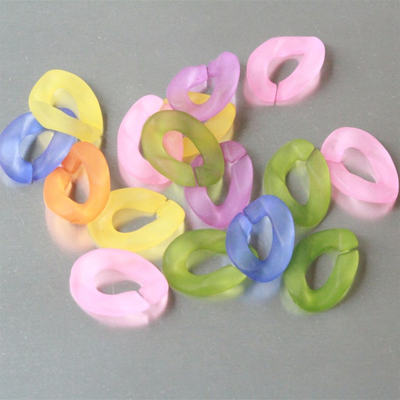 80pcs Transparent Acrylic Curb Chain Links, Clear White Plastic