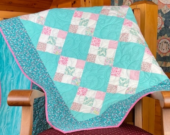 ヴィンテージ ナインパッチキルト：1940年代のフィードサック生地