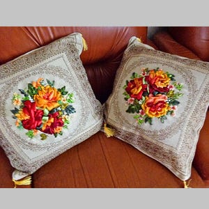 Embroidered Roses Pillowcases: Colorful Ribbonwork, 45x45cm