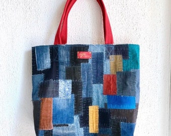 Denim patchwork bag XL shopping big boro shopper market bag repurposed old jeans up-cycled recycle sustainable fashion multicolored tote bag