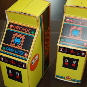 PDF template retro arcade machine shaped gift box.  Personalised with your message. Perfect for a gamer or retro party.