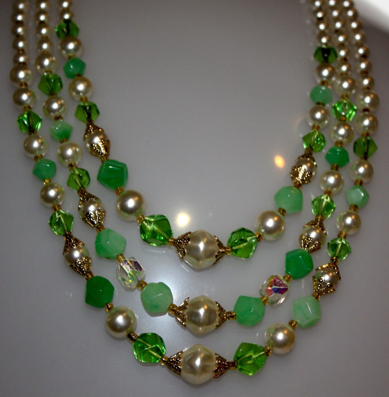 Vintage 3 Strand Green Necklace 23 | Etsy