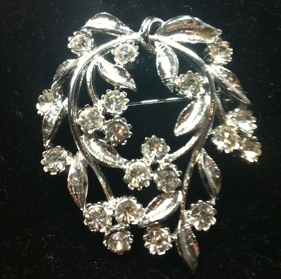 20% Discount applied to price     1960s VINTAGE BROOCH "Mamselle"   2" x 1-1/2"
