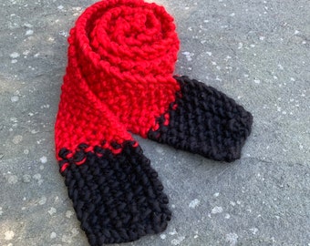 Hand Knit Beautiful Chunky Red and Black Scarf, Red and Black Wool Seed Stitch Scarf, Chunky Warm Red and Black Scarf, Warm Winter Scarf